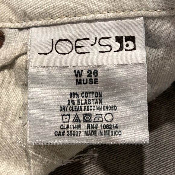 Joe’s dark Muse jeans, boot cut size 26 women - Picture 2 of 3
